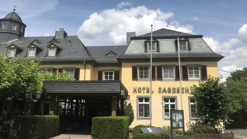 Jagdschloss Niederwald Das Jagdschloss von außen