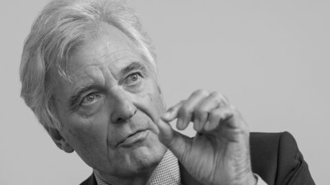 Prof. Dr. Felix Semmelroth